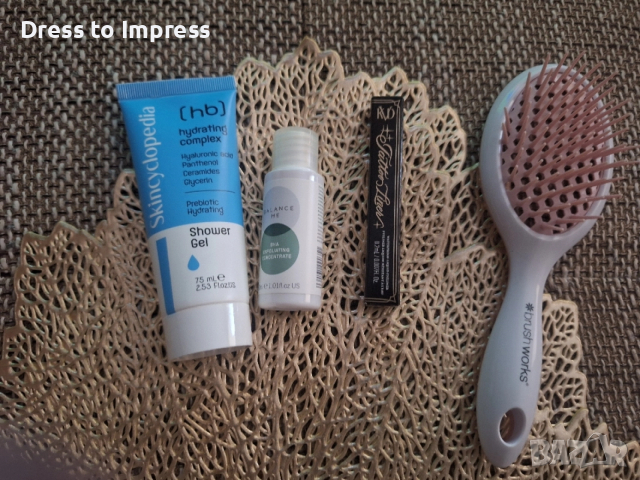 четки за коса и козметика Нови, снимка 4 - Аксесоари за коса - 52174598