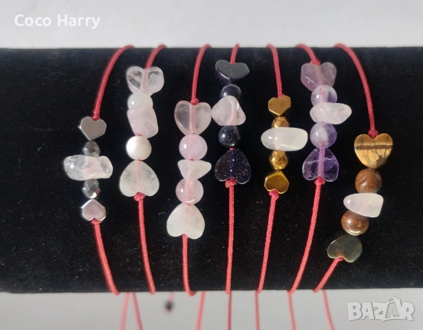 Гривна с естествени камъни, ръчно изработена,на червен конец