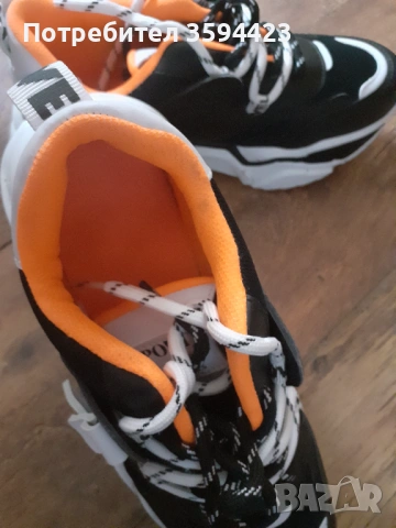 Страхотни умалени дамски маратонки