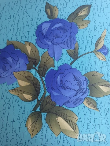 Дамски шал Yves Saint Laurent, снимка 9 - Шалове - 51073083