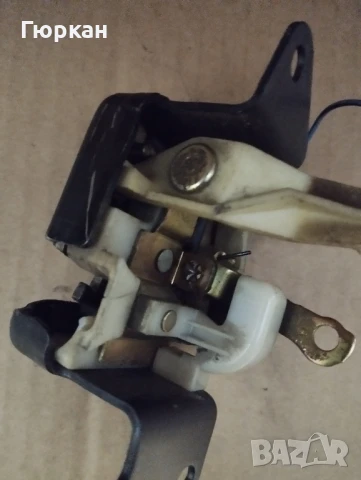 Honda CR-V Заключване на Задното Стъкло на Багажника, снимка 7 - Части - 44355263