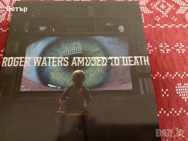 Продавам нов сет BD audio+CD Roger Waters-Amused To Death, снимка 3 - DVD дискове - 53431799