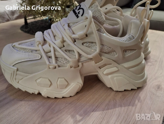 Маратонки с платформа