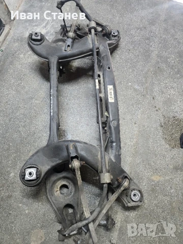 заден мост E200cdi w212, снимка 1