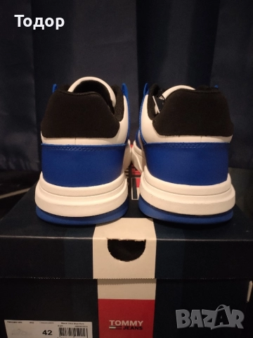 Tommy Hilfiger сникърси , снимка 4 - Маратонки - 52095569