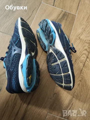 Маратонки Mizuno Wave Rider, снимка 4 - Маратонки - 47555239