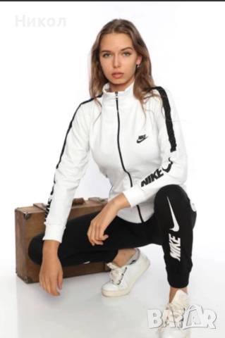 Дамски спортен екип , снимка 2 - Спортни екипи - 51496506