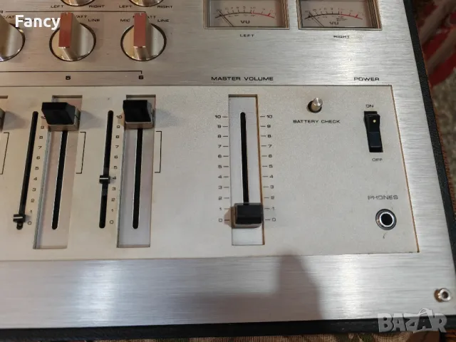 Миксер Akai MM62, снимка 10 - Ресийвъри, усилватели, смесителни пултове - 47194057