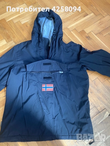 Продавам яке Napapijri Rainforest Winter 3 Sz XL, снимка 5 - Якета - 51687710