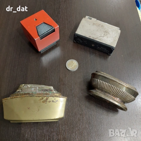 Няколко стари настолни запалки