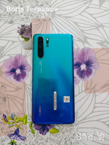 Huawei P30 Pro със зарядно и калъф, снимка 1 - Huawei - 48086285