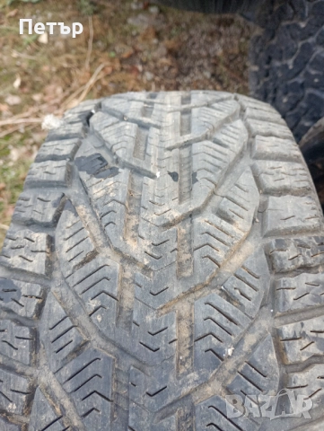 2 броя зимни гуми 195/50/15, снимка 2 - Гуми и джанти - 51985980