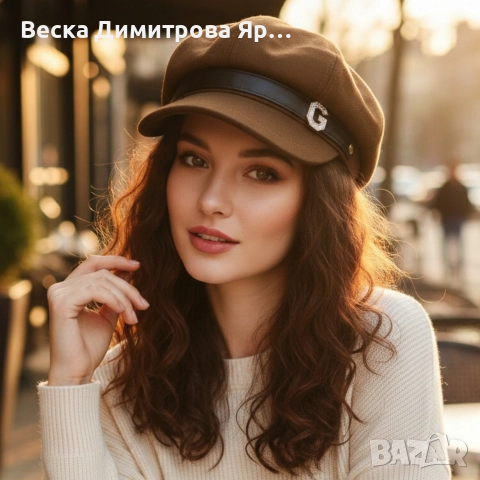 Елегантна дамска шапка тип фуражка с декоративна лента и метално лого, снимка 4 - Шапки - 52665638