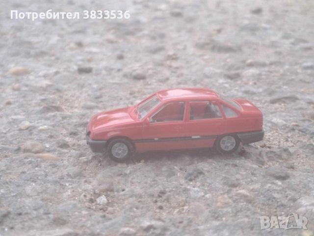 Opel Kadett E Sedan  1984г. – 1993г.  умалени 1:87 колички модели, снимка 10 - Колекции - 45400220