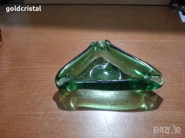 Стар стъклен пепелник цветно зелено стъкло , снимка 3 - Антикварни и старинни предмети - 45666425