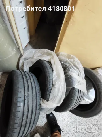 Летни гуми 215 /50 R 17, снимка 1 - Гуми и джанти - 49302219