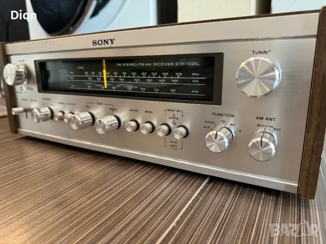 Sony STR-7025, снимка 1 - Ресийвъри, усилватели, смесителни пултове - 47195169