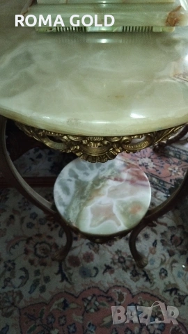 малка мраморна масичка и ретро телефон, снимка 2 - Маси - 54264372