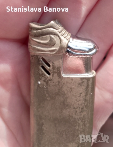 Винтидж запалка Nike с пълнител,за многократна употреба , снимка 4 - Запалки - 52140540