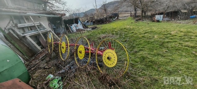 сеносъбирач с 4 работни колела, снимка 2 - Градинска техника - 53938928