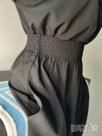 Guess дамска рокля XS/S, снимка 2 - Рокли - 50551288