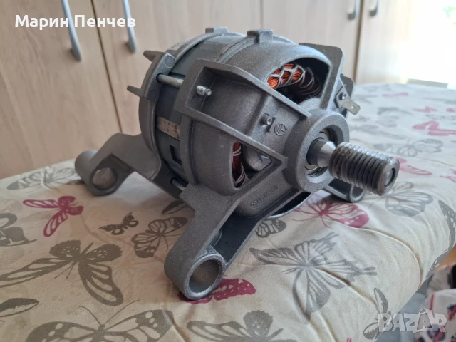 ел. двигател за пералня Ariston AMD129 EU (80305890905) Тип LVA2000TRF, снимка 3 - Ремонти на перални - 50988738