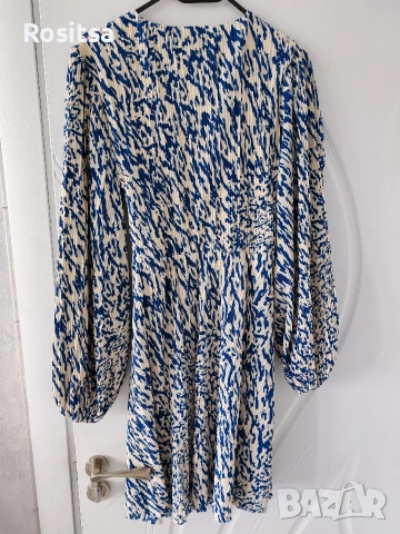 Разкроена рокля H&M, снимка 2 - Рокли - 54014861