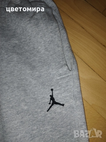 Air Jordan размер L, снимка 2 - Спортни дрехи, екипи - 53901716