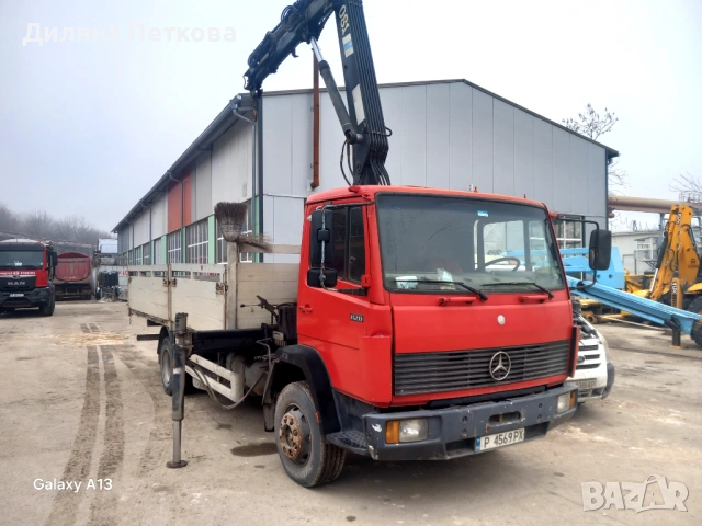 Камион с кран , снимка 2 - Камиони - 53674364