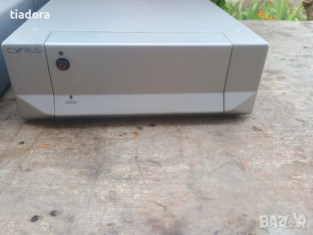  Cyrus Quattro (CD/Pre) + SmartPower (Amp)High-End Система, снимка 6 - Ресийвъри, усилватели, смесителни пултове - 54240038