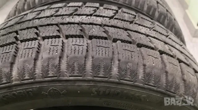 Два броя зимни гуми Toyo 205/50 R17, снимка 5 - Гуми и джанти - 48046541