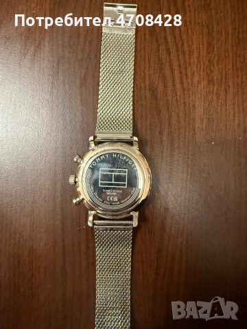 Продавам часовник Tommy Hilfiger , снимка 2 - Друга електроника - 53124752