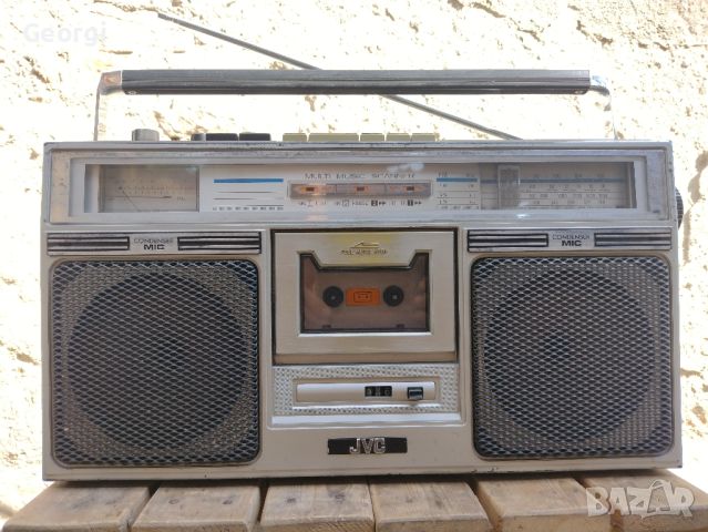 JVC RC-646 радио касетофон , снимка 1 - Радиокасетофони, транзистори - 46230395