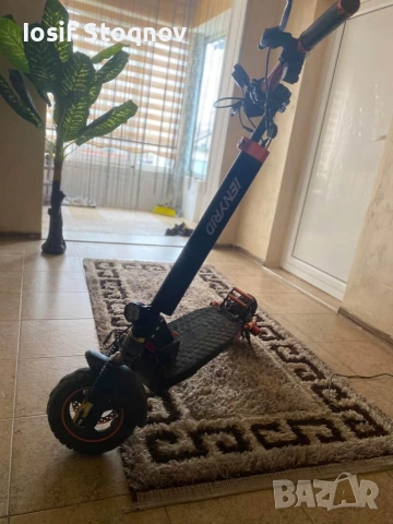 Продавам Kugoo M4