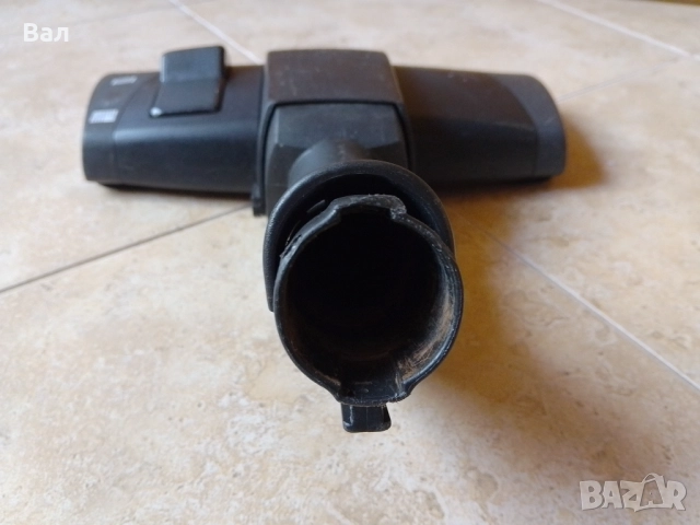 Универсална четка за прахосмукачка BOSCH с диаметър на тръбата 35 мм., снимка 3 - Други - 51918596