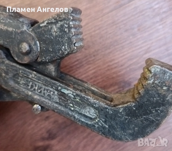 Стар тръбен ключ, снимка 7 - Ключове - 51573771