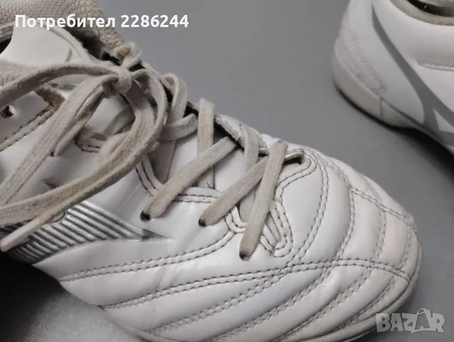 Футболни обувки за дете (стоножки) номер 34 и 1/2 половина., снимка 9 - Футбол - 50282629