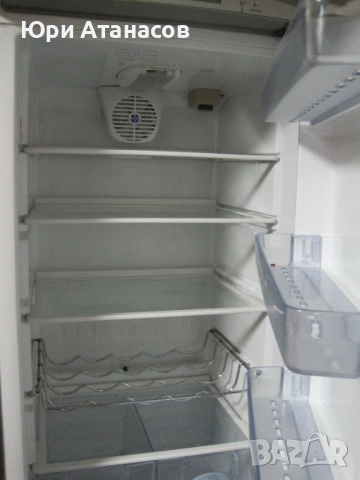 Хладилник Haier HRF-370, снимка 4 - Хладилници - 53342591