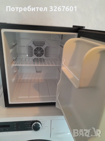 Мини бар  Crown , снимка 3 - Хладилници - 53743966