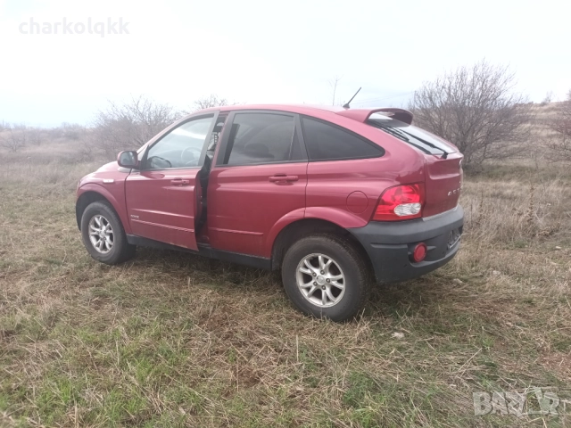 Продавам санг йонг екшън 2.0д на части 4х4, снимка 9 - Автомобили и джипове - 52917015