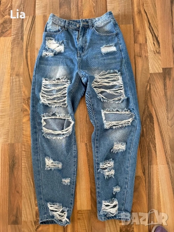 Дамски накъсани дънки, снимка 2 - Дънки - 54293299