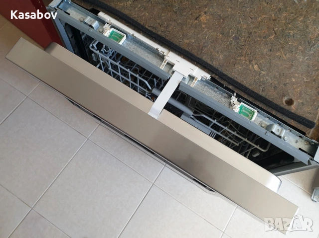 LED - Wi-Fi - Чернo Miele Auto Open Съдомиялна - Частично Вграждане, снимка 5 - Съдомиялни - 53461611