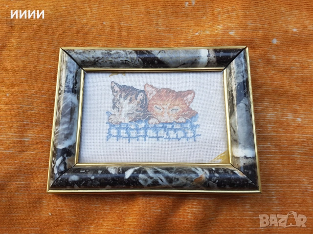 Щит гоблен котенца в рамка 