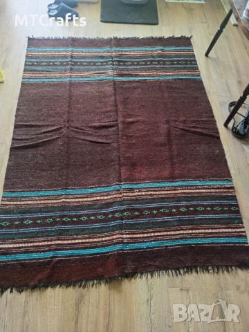 Вълнена тъкана черга