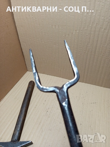 Комплект Соц Стари Ръчно Ковани Наковалня И Чукче Чук За Клепане На Коси. , снимка 5 - Антикварни и старинни предмети - 52697488