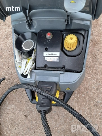 Професионална Парочистачка Karcher SG 4/4, снимка 5 - Парочистачки и Водоструйки - 53729982