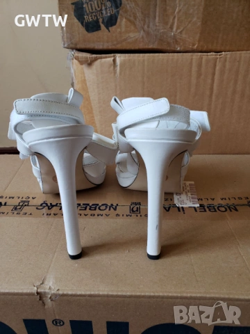 Michael Kors Demi Leather Sandal, естествена кожа, снимка 15 - Сандали - 54185496