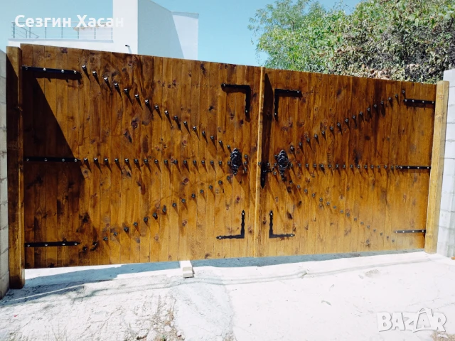 Дървени порти по поръчка - изработка и стилен вид!, снимка 2 - Дърводелски услуги - 51226986
