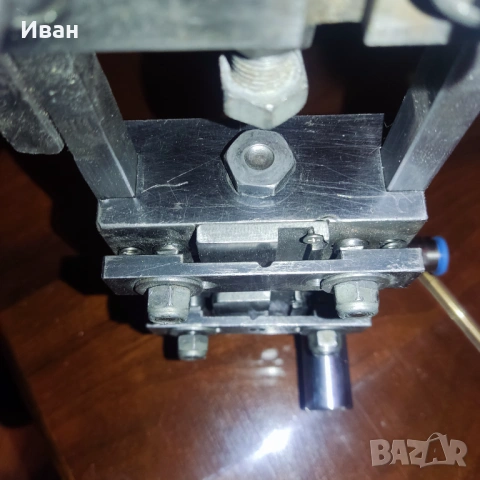 Пневматично подаващо за преса, снимка 4 - Резервни части за машини - 54131770