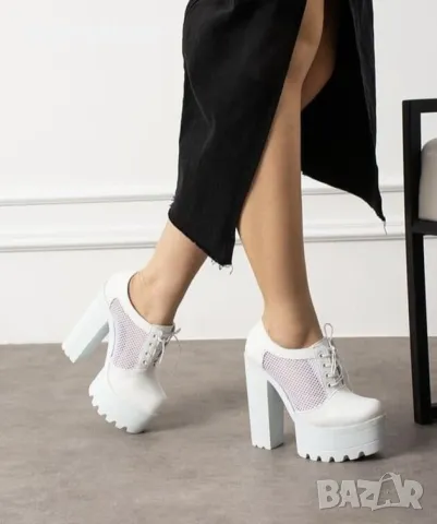 Обувки на ток - бяла кожа - FB30